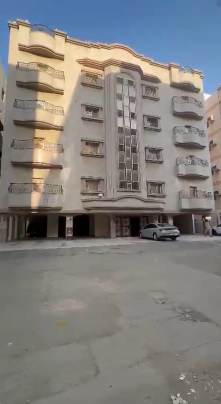 عمارة للبيع في مدينة جدة بحي المنار